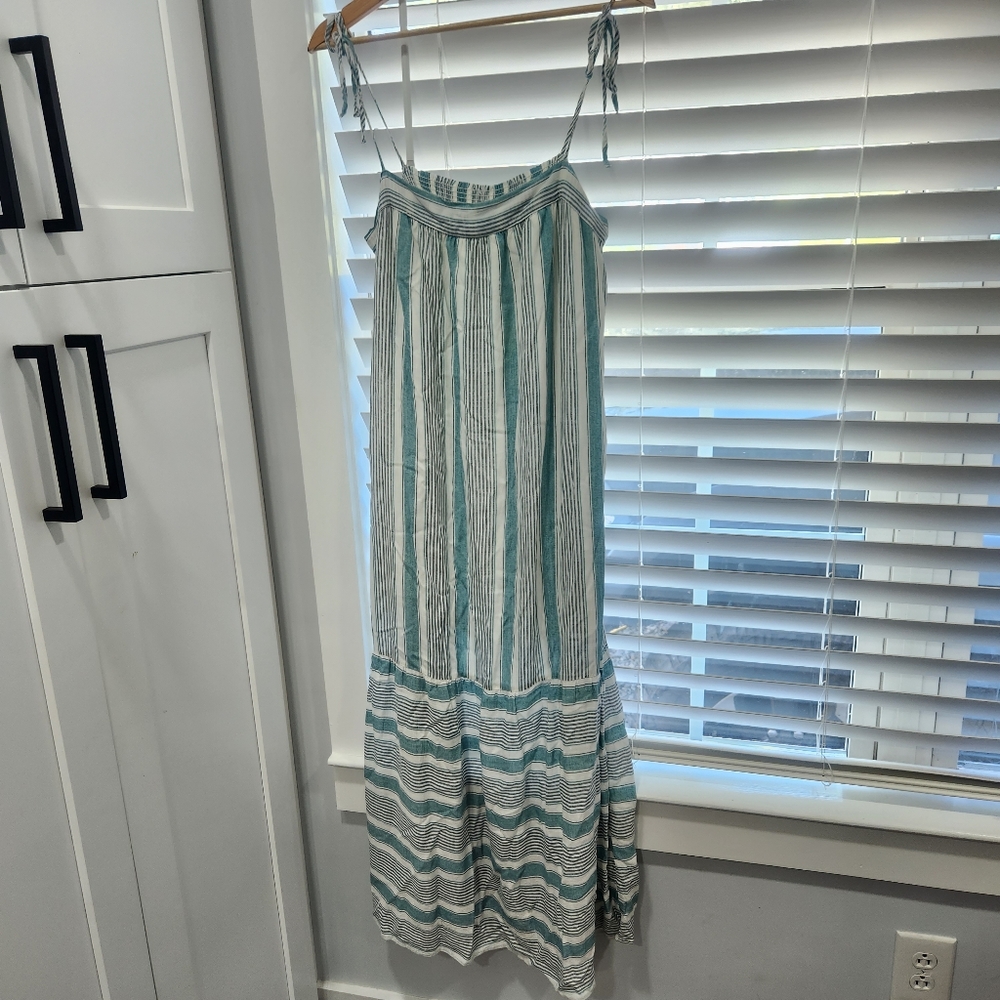 BNDI Stripe Summer Maxi Dress Tie Shoulder size Large